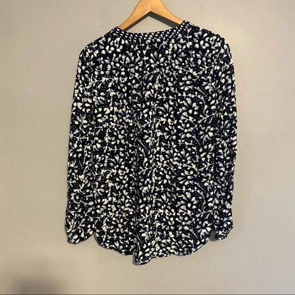 LOFT long sleeve silky blouse sz s - Picture 4 of 5